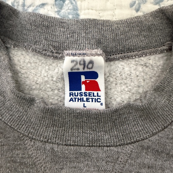 Genuine Vintage Duke University Fencing Crewneck Size Large - Picture 2 of 2